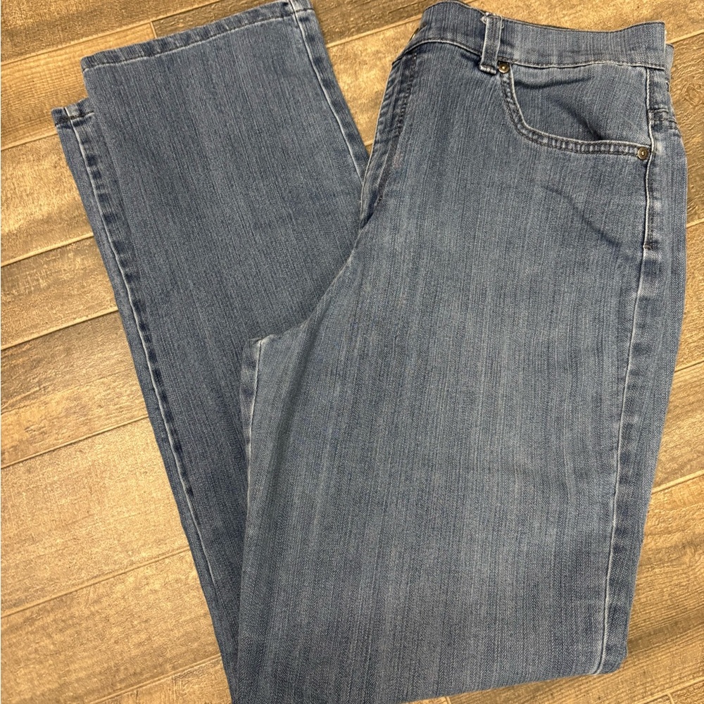 Gloria Vanderbilt Amanda Style Straight Leg Jeans Medium Wash‎ Size 12